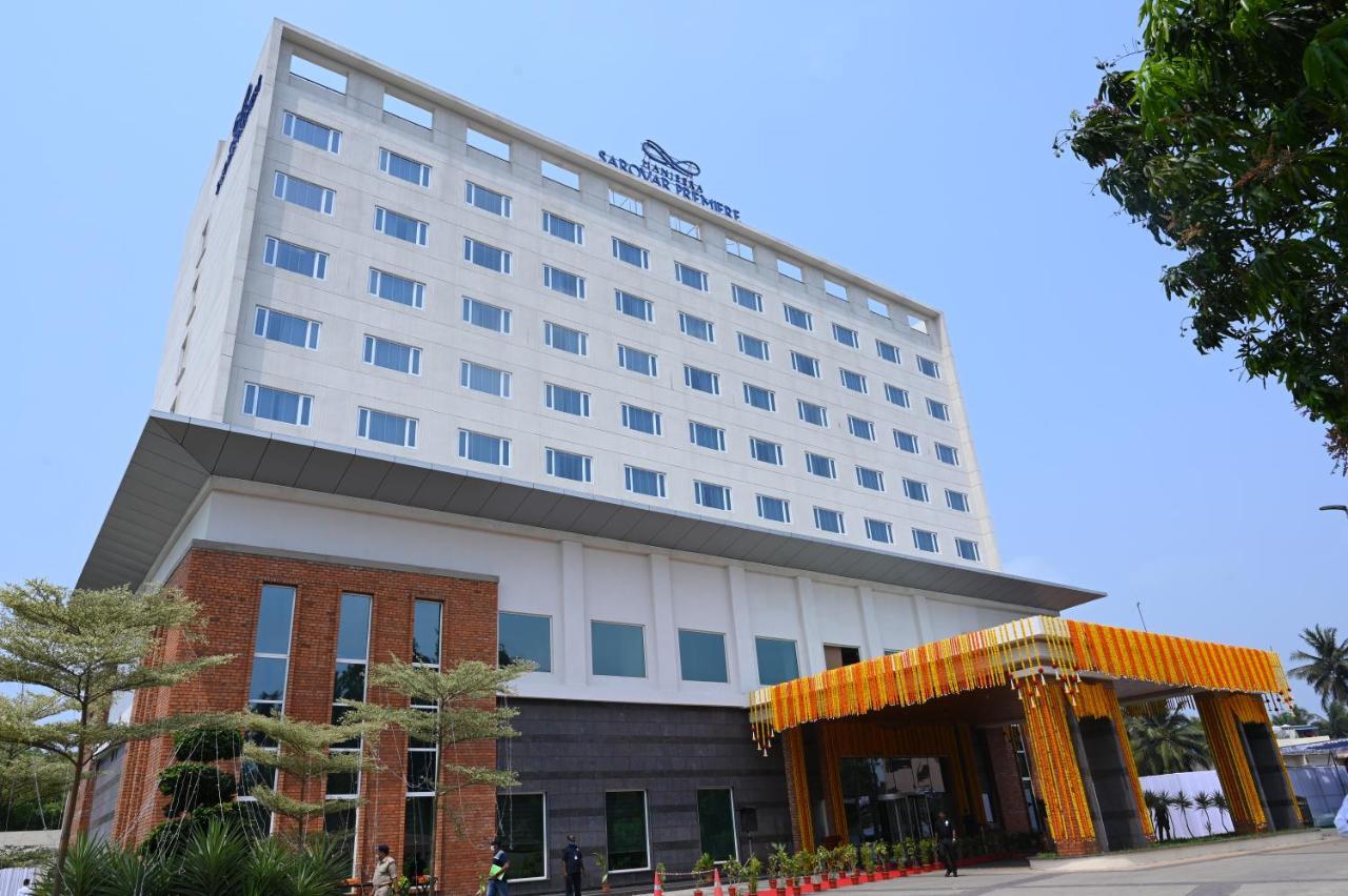 Manjeera Sarovar Premiere Hotell Rājahmundry Eksteriør bilde