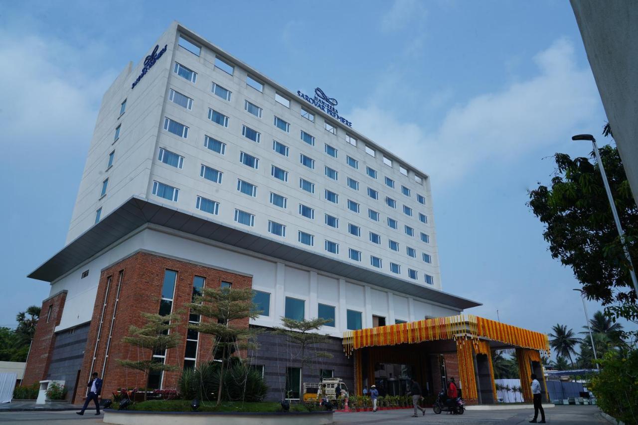 Manjeera Sarovar Premiere Hotell Rājahmundry Eksteriør bilde