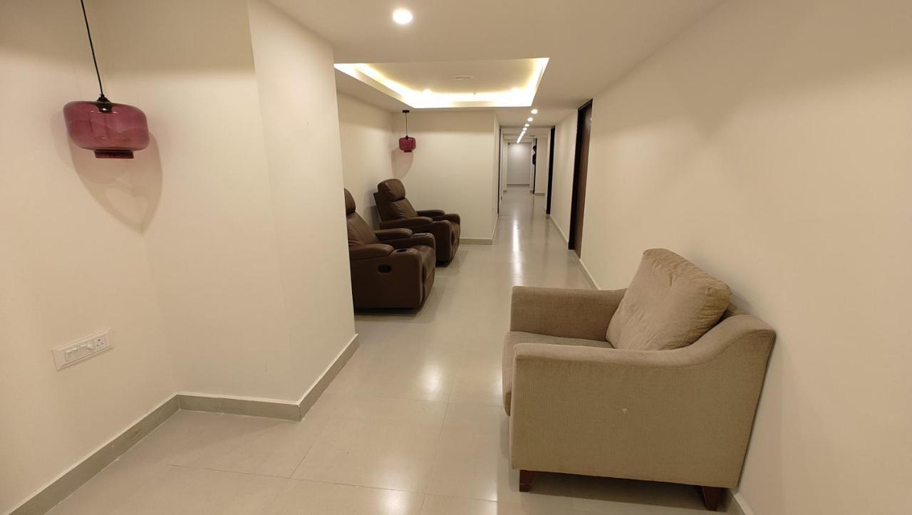 Manjeera Sarovar Premiere Hotell Rājahmundry Eksteriør bilde